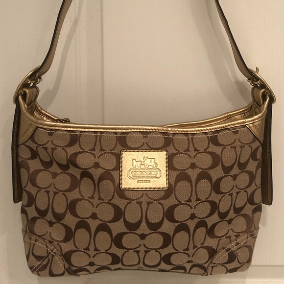 Coach - Medium Crossbody Bag - Picture 2 of 3